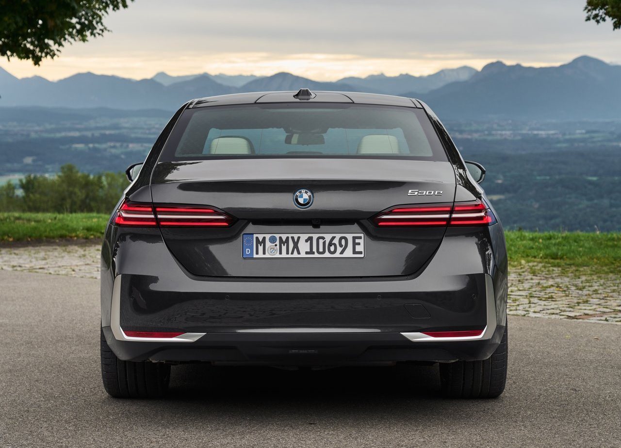 BMW 530e SEDAN, foto 28