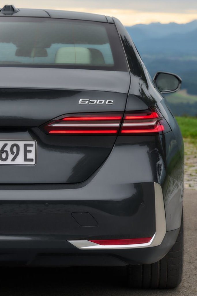 BMW 530e SEDAN, foto 45