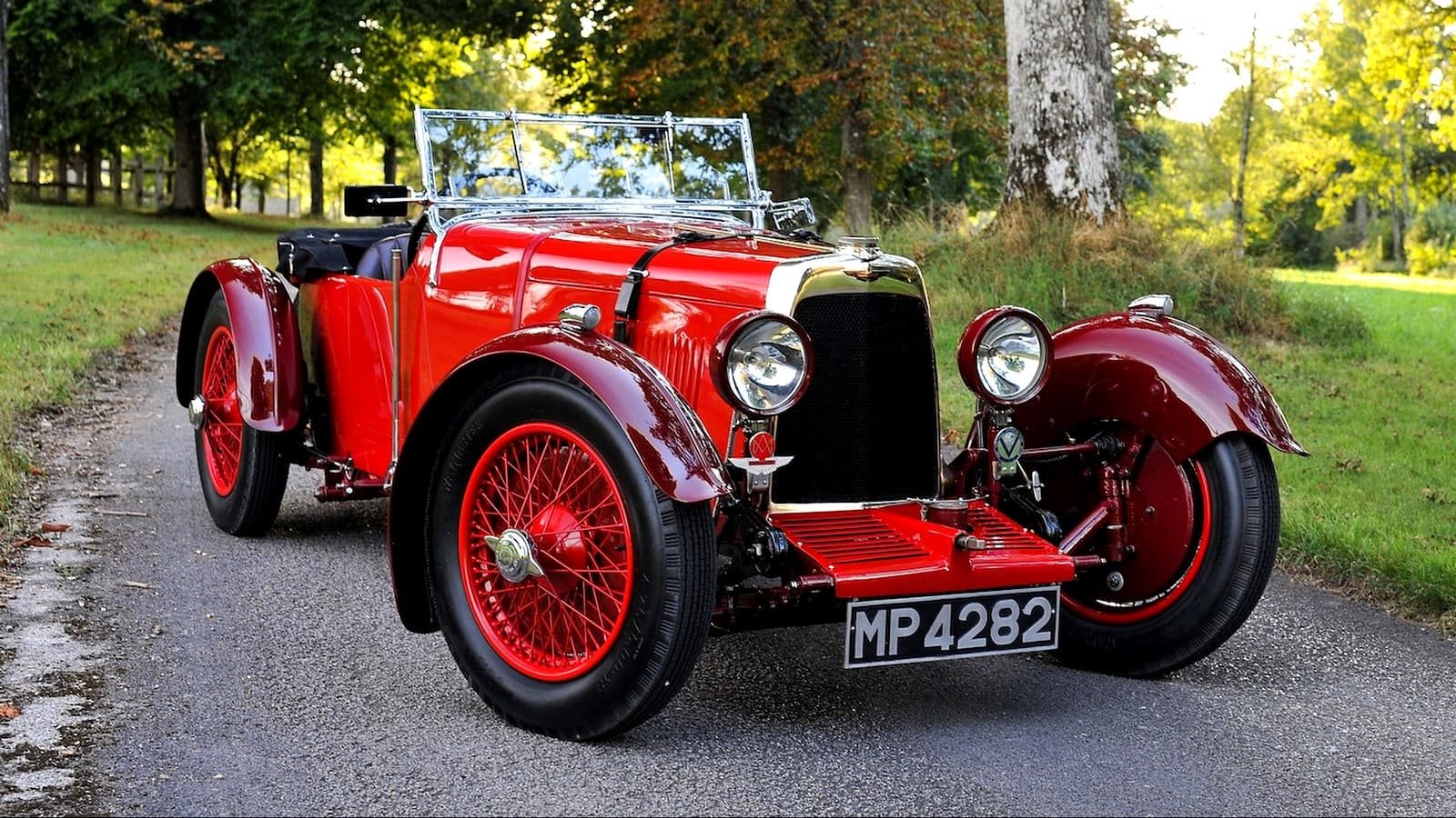 ASTON MARTIN LM1 BERTELLI DROPHEAD COUPE, foto 1