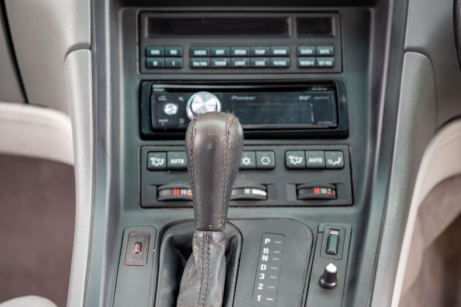 1993 - BMW 850i UK VERSION, foto 59