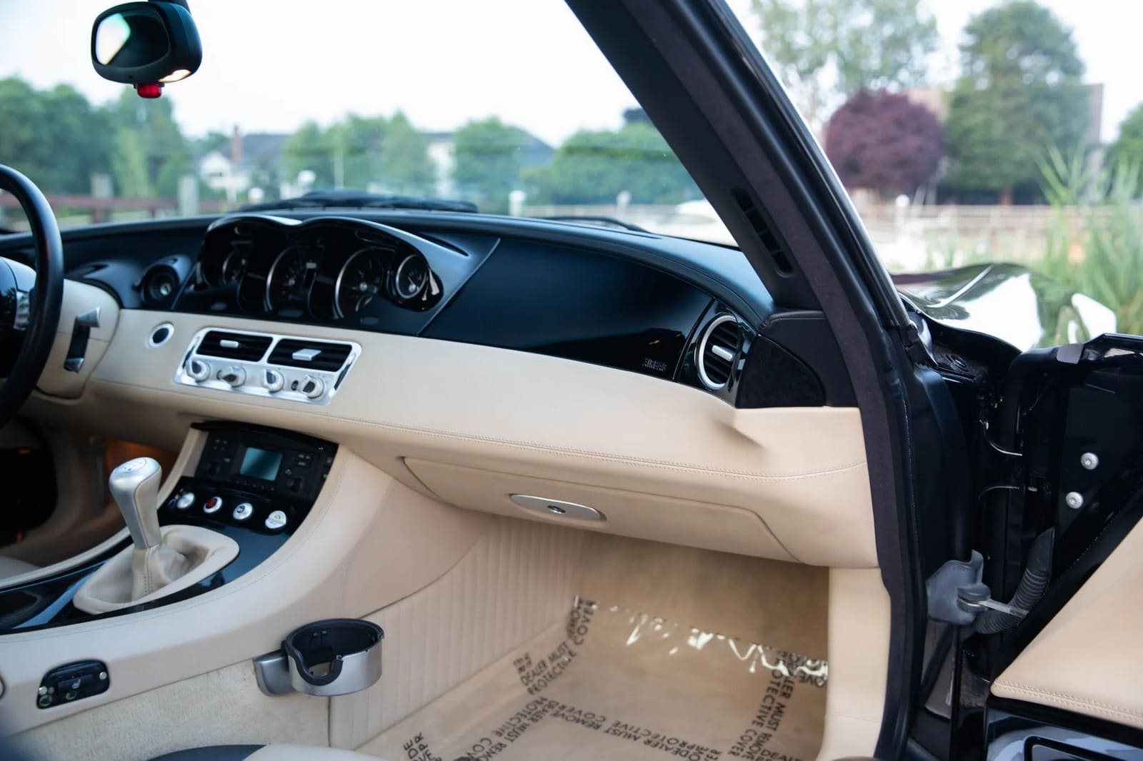 2002 - BMW Z8 ROADSTER SCHWARZ II, foto 50