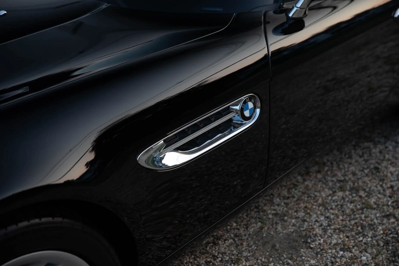 2002 - BMW Z8 ROADSTER SCHWARZ II, foto 53