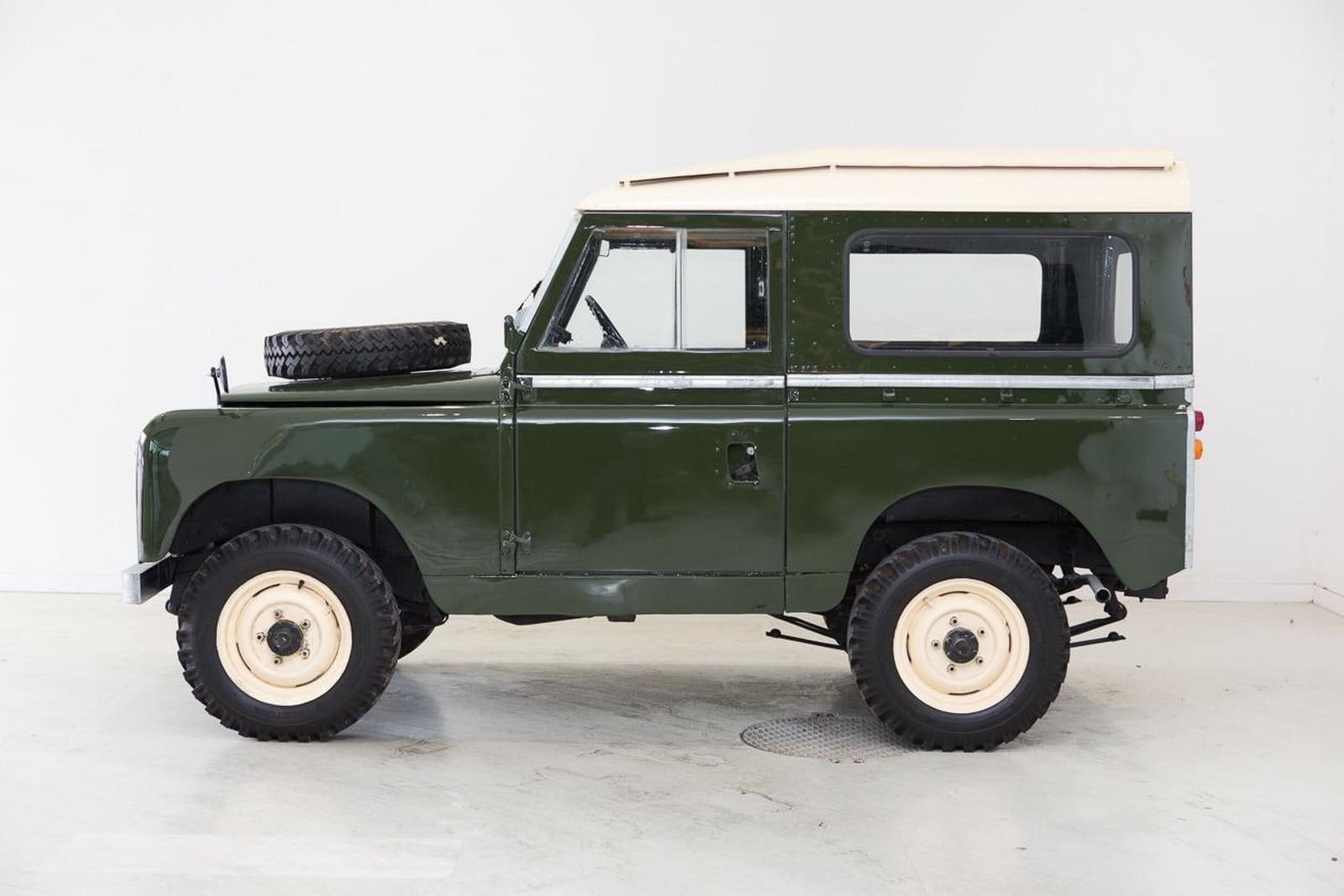 1961 - LAND ROVER SANTANA SERIES II 88, foto 5