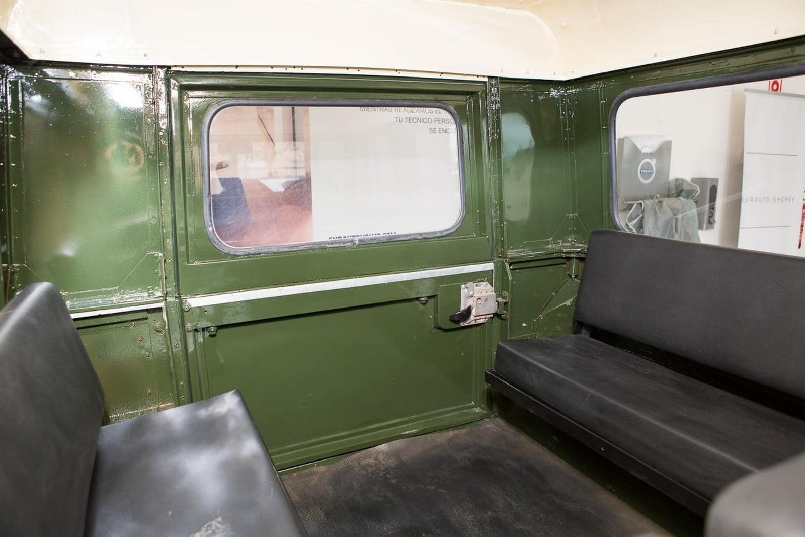 1961 - LAND ROVER SANTANA SERIES II 88, foto 35