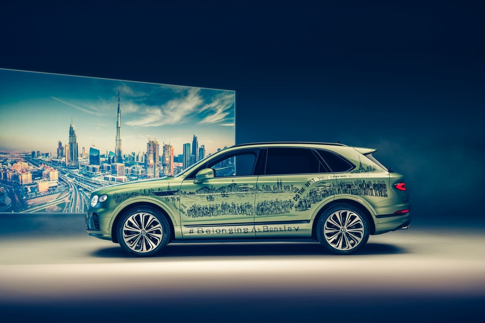BENTLEY ‘BELONGING BENTAYGA’ BY STEPHEN WILTSHIRE, foto 2