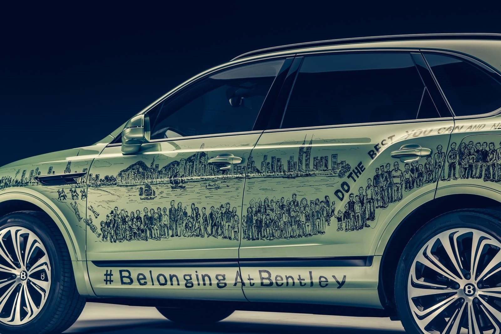 BENTLEY ‘BELONGING BENTAYGA’ BY STEPHEN WILTSHIRE, foto 10
