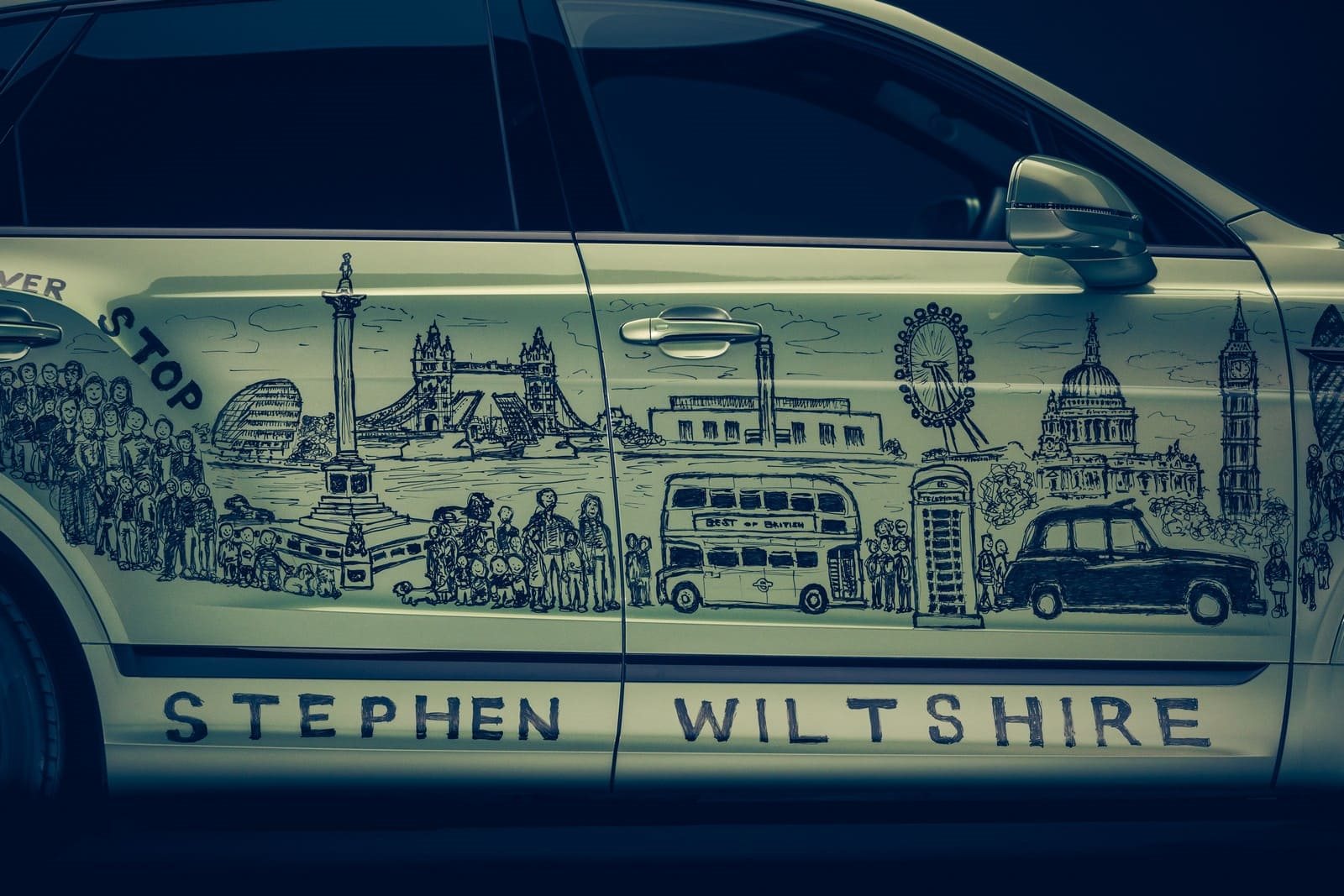 BENTLEY ‘BELONGING BENTAYGA’ BY STEPHEN WILTSHIRE, foto 11
