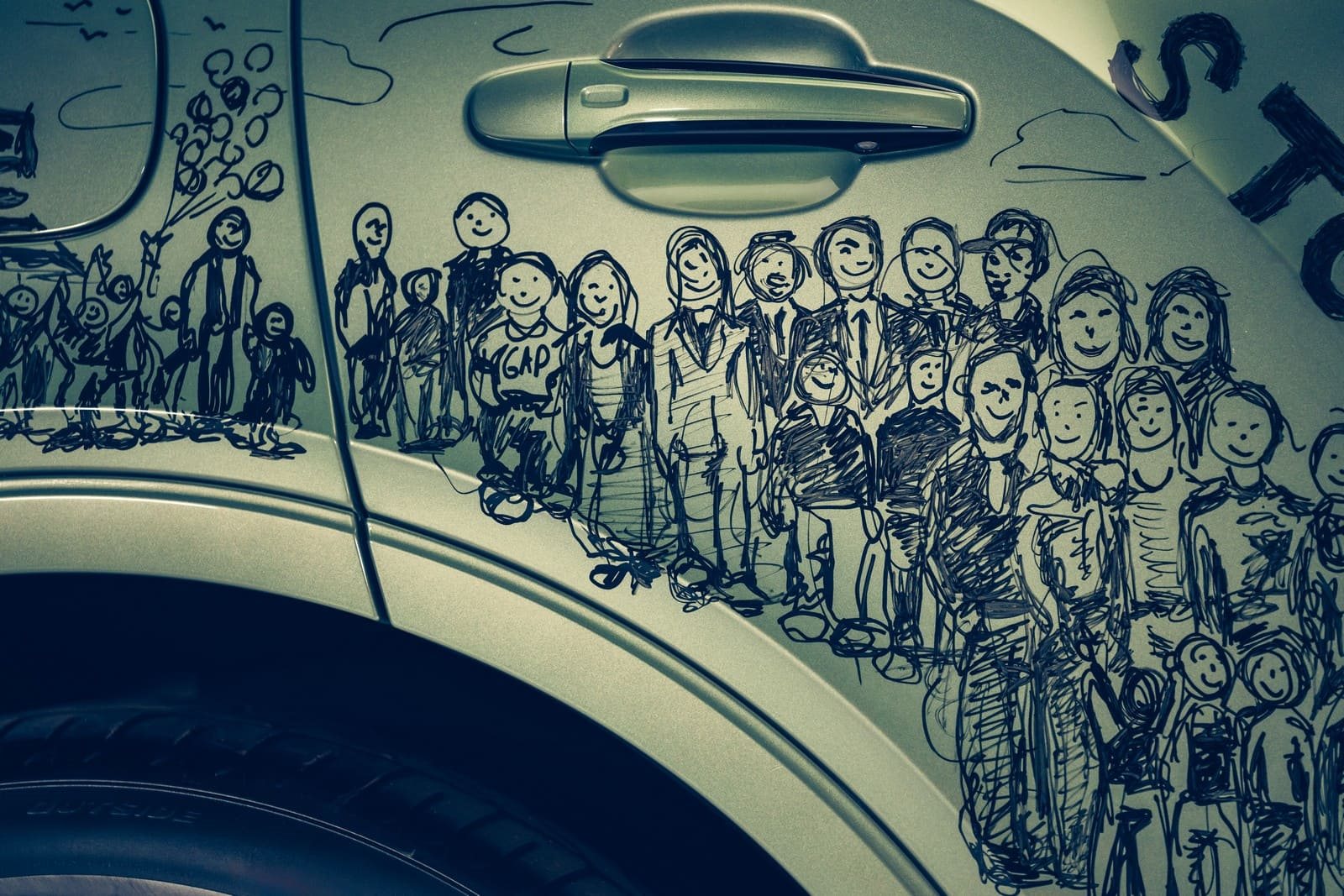 BENTLEY ‘BELONGING BENTAYGA’ BY STEPHEN WILTSHIRE, foto 14