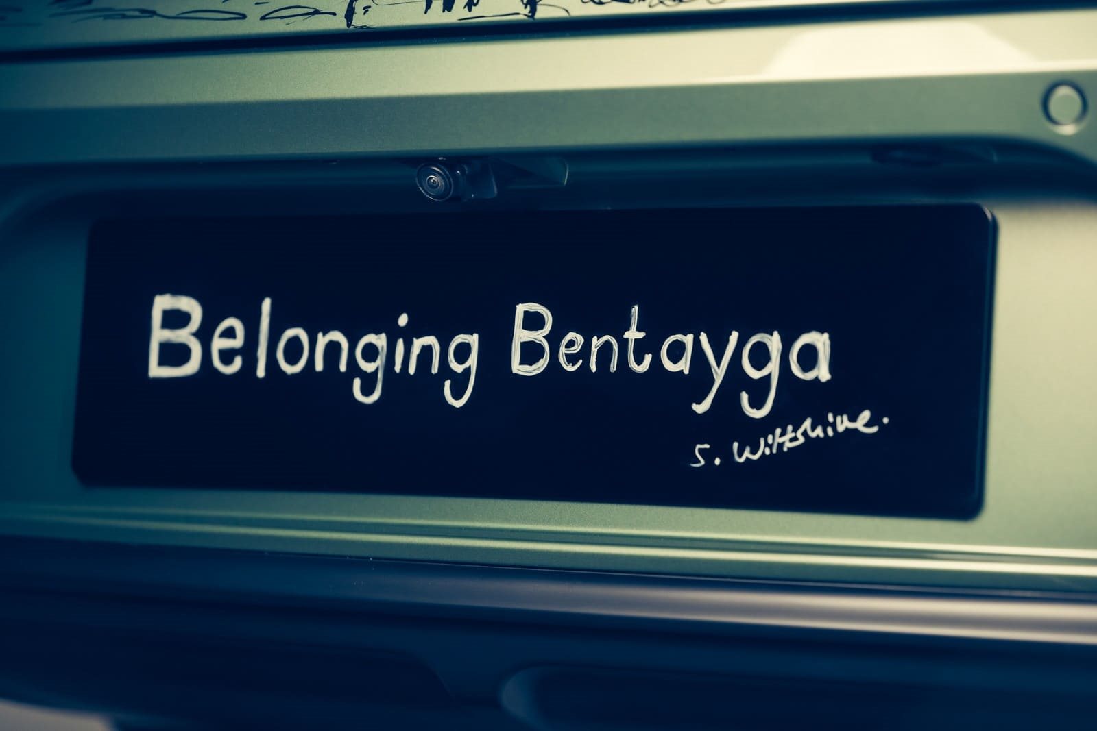 BENTLEY ‘BELONGING BENTAYGA’ BY STEPHEN WILTSHIRE, foto 18