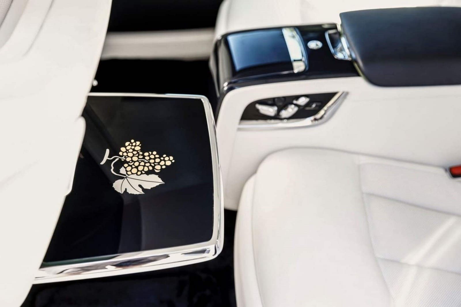 ROLLS-ROYCE PHANTOM INSPIRED BY CINQUE TERRE, foto 9