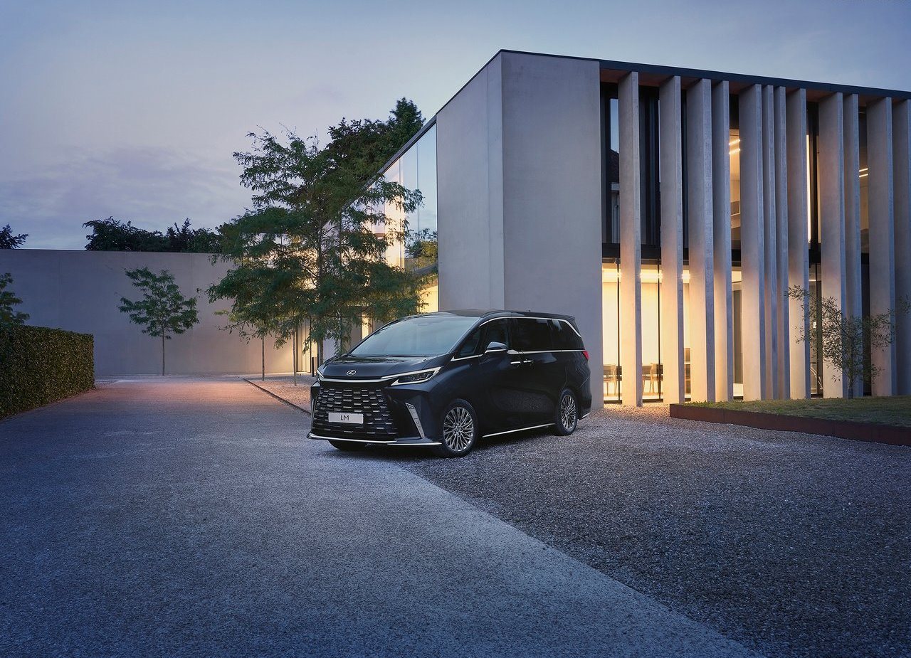 2024 - LEXUS LM EU VERSION, foto 11