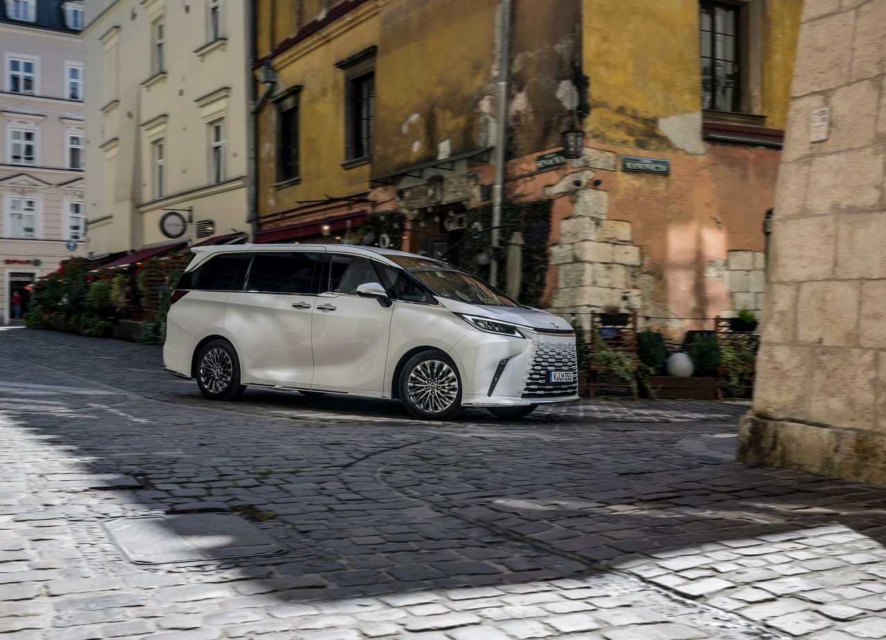 2024 - LEXUS LM EU VERSION, foto 17