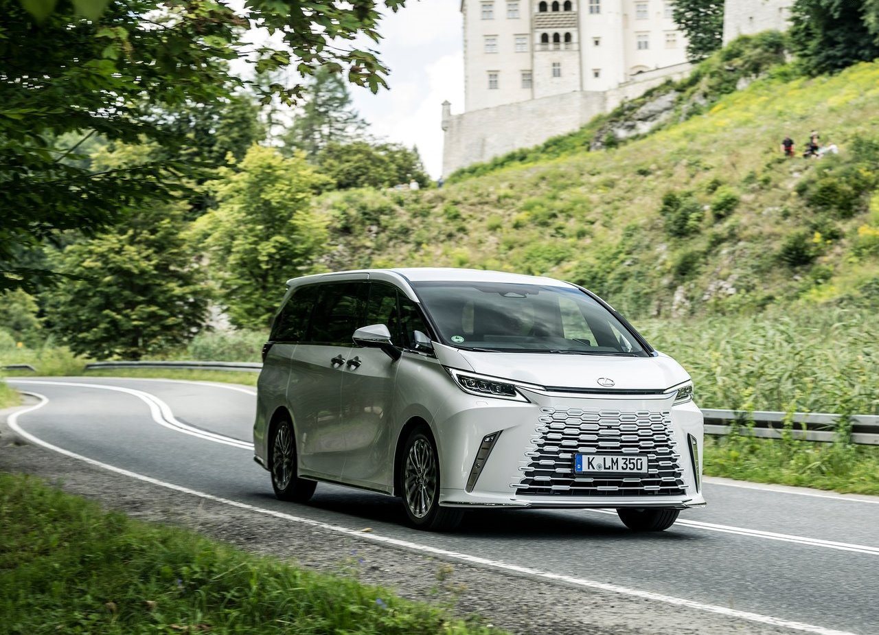 2024 - LEXUS LM EU VERSION, foto 18
