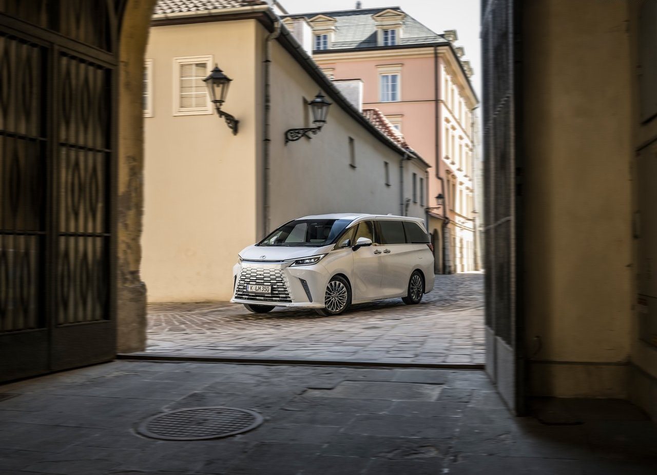2024 - LEXUS LM EU VERSION, foto 22