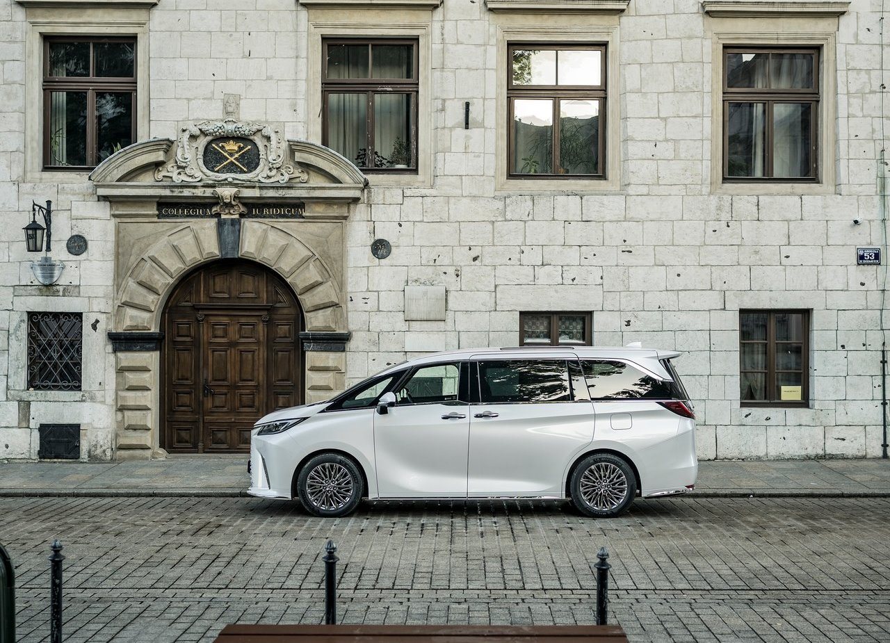 2024 - LEXUS LM EU VERSION, foto 46