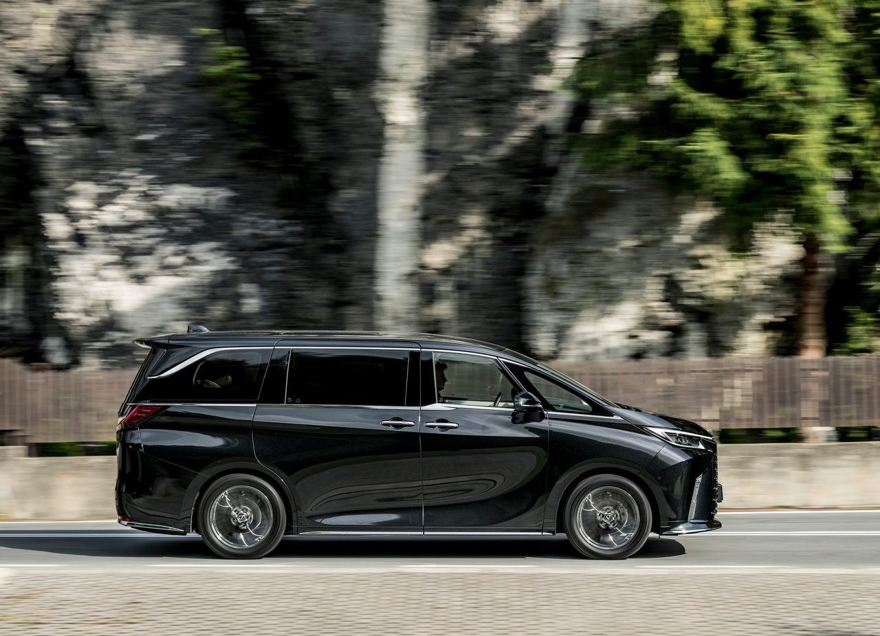 2024 - LEXUS LM EU VERSION, foto 58