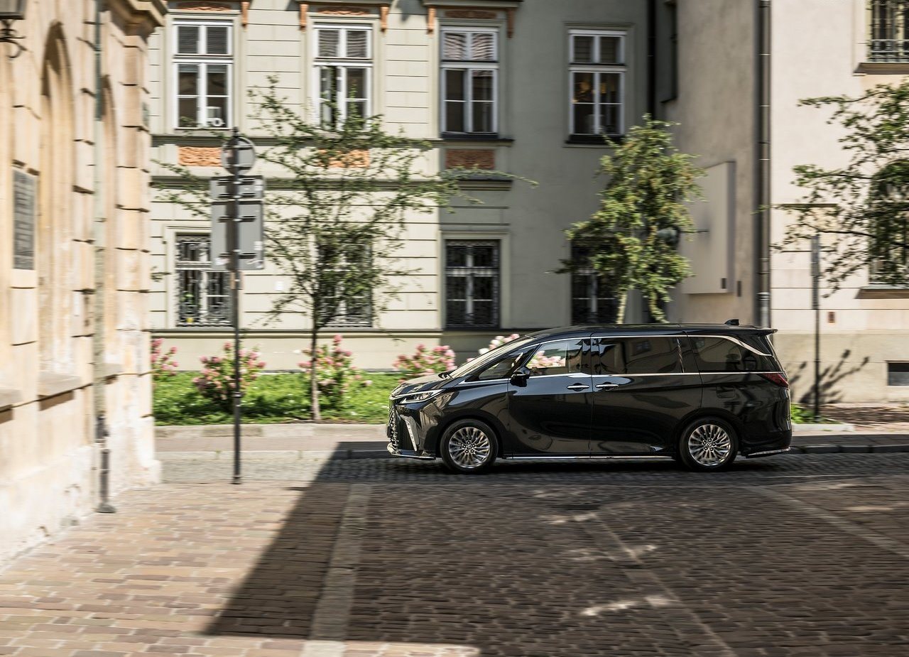 2024 - LEXUS LM EU VERSION, foto 62