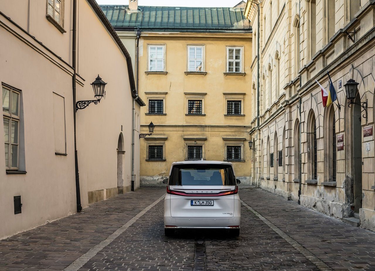 2024 - LEXUS LM EU VERSION, foto 95
