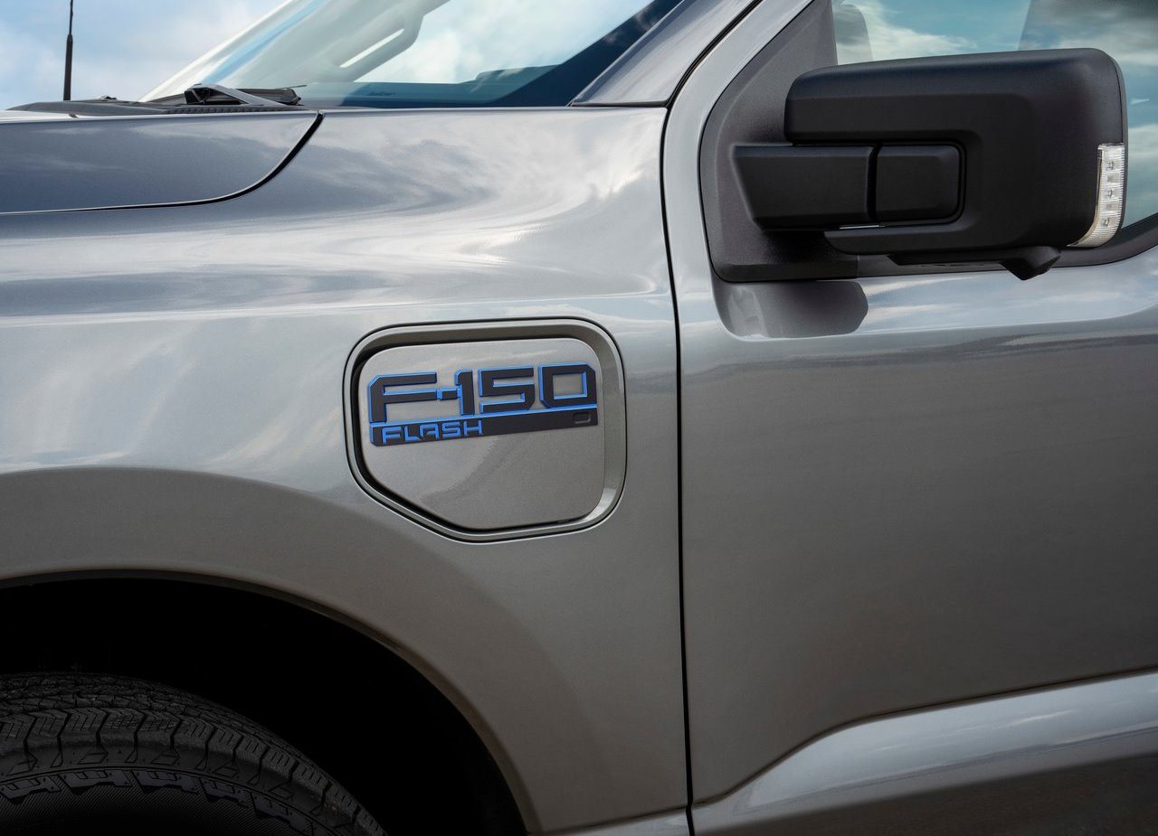 FORD F-150 LIGHTNING FLASH, foto 9