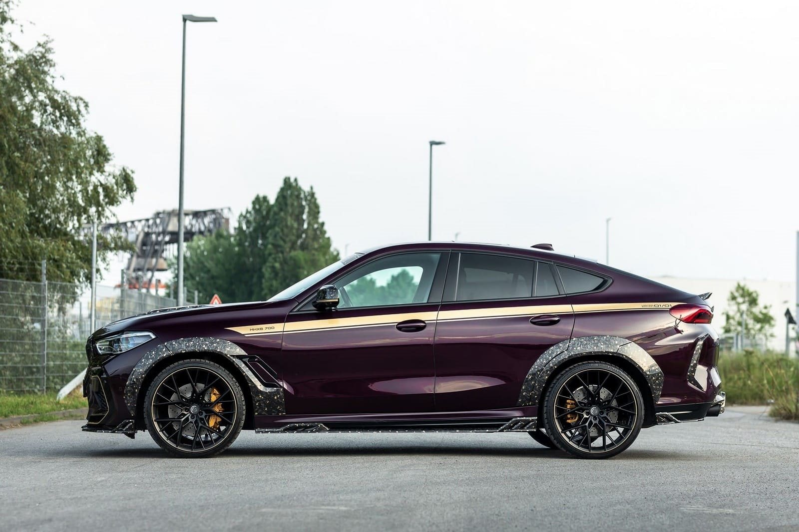2023 - BMW X6 MHX6 700 GOLDEN EDITION BY MANHART, foto 3