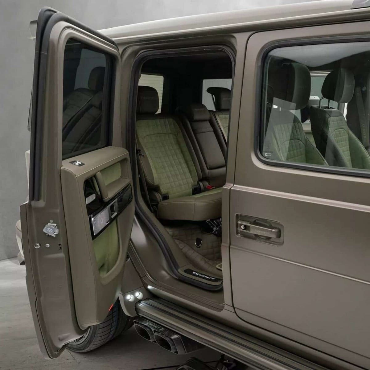 2023 - MERCEDES-AMG G 63 G850 GRAND ENTRÉE BY MANSORY, foto 4