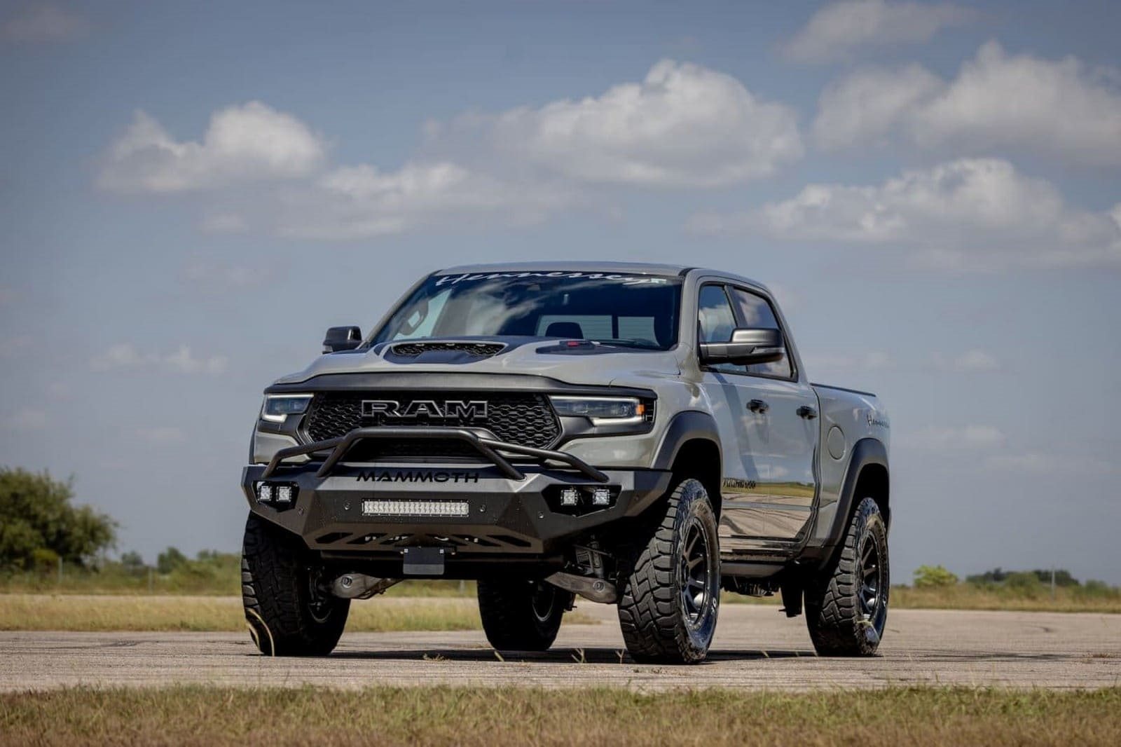 2023 - RAM 1500 TRX MAMMOTH 1000 LUNAR EDITION BY HENNESSEY, foto 1