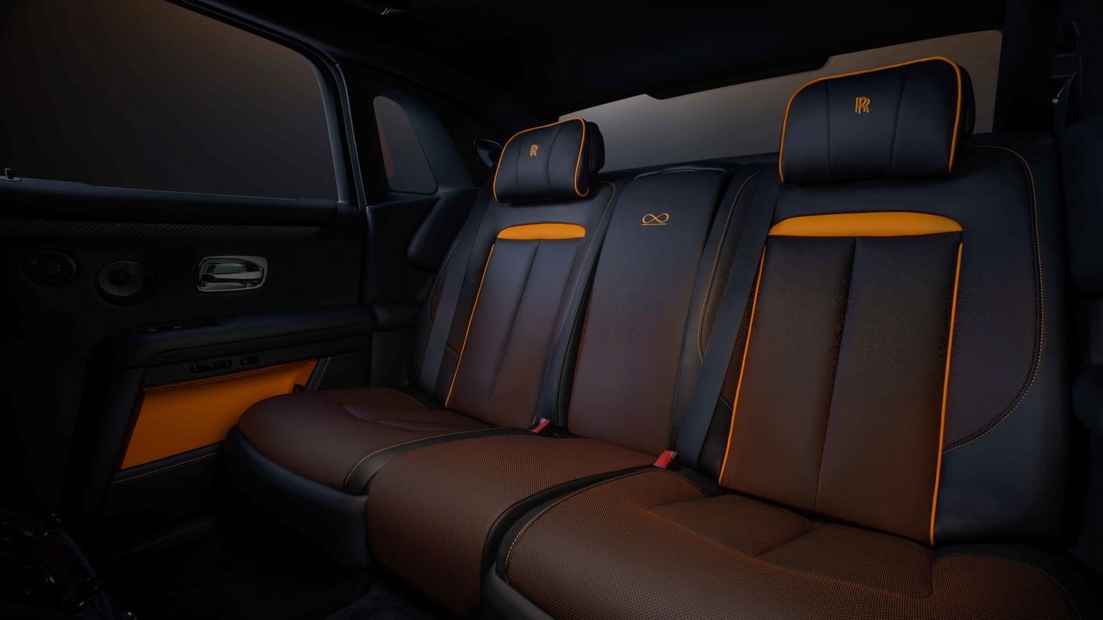 ROLLS-ROYCE BLACK BADGE GHOST ÉKLEIPSIS PRIVATE COLLECTION, foto 12