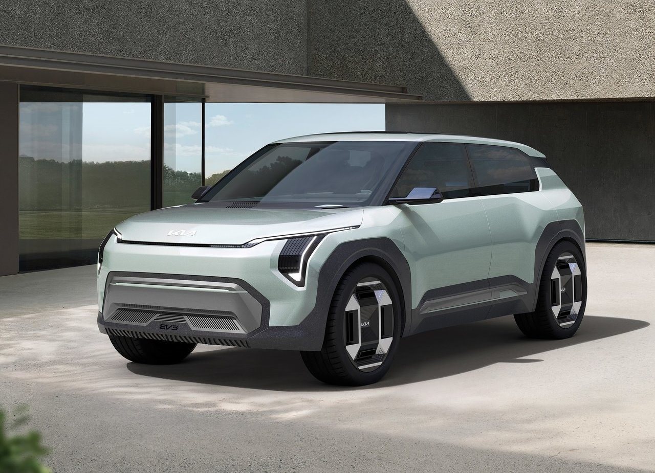 2023 - KIA CONCEPT EV3, foto 1