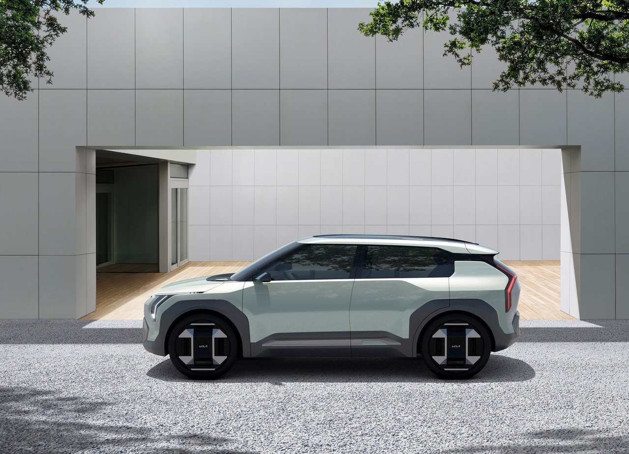2023 - KIA CONCEPT EV3, foto 2
