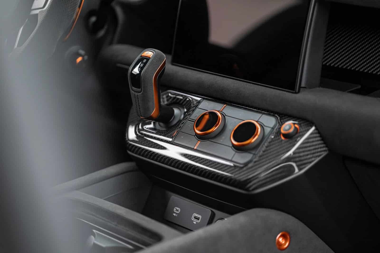 2024 - LAND ROVER DEFENDER BLACK EDITION BY MANSORY, foto 24
