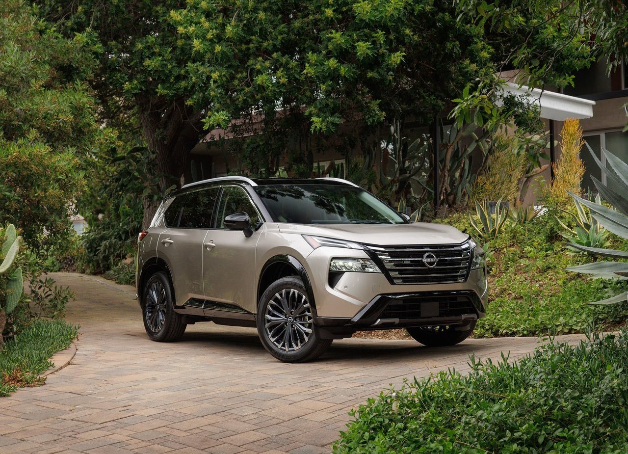 NISSAN ROGUE, foto 4