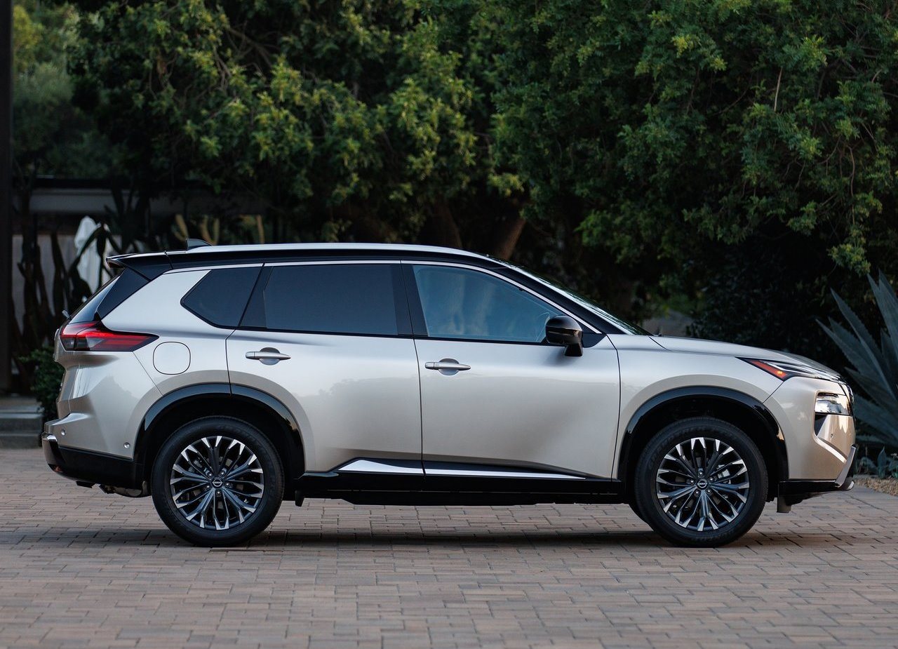 NISSAN ROGUE, foto 7