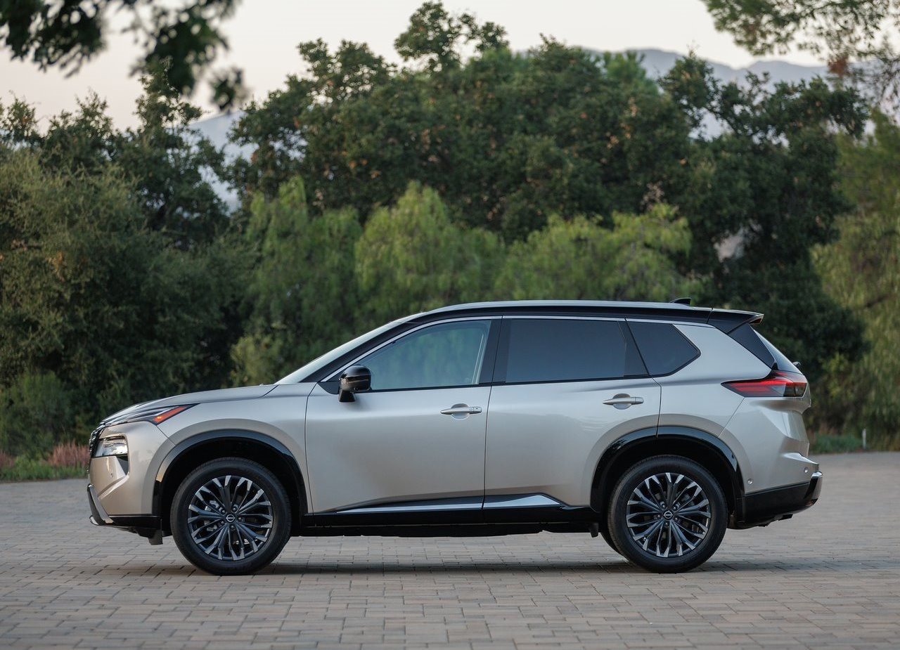 NISSAN ROGUE, foto 8