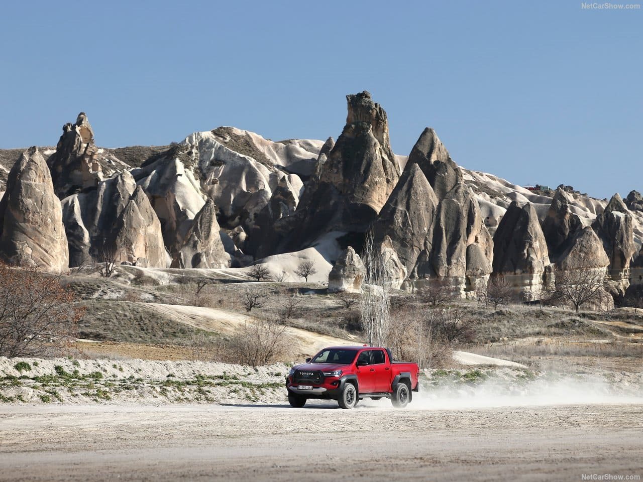 2024 - TOYOTA HILUX GR SPORT II, foto 23