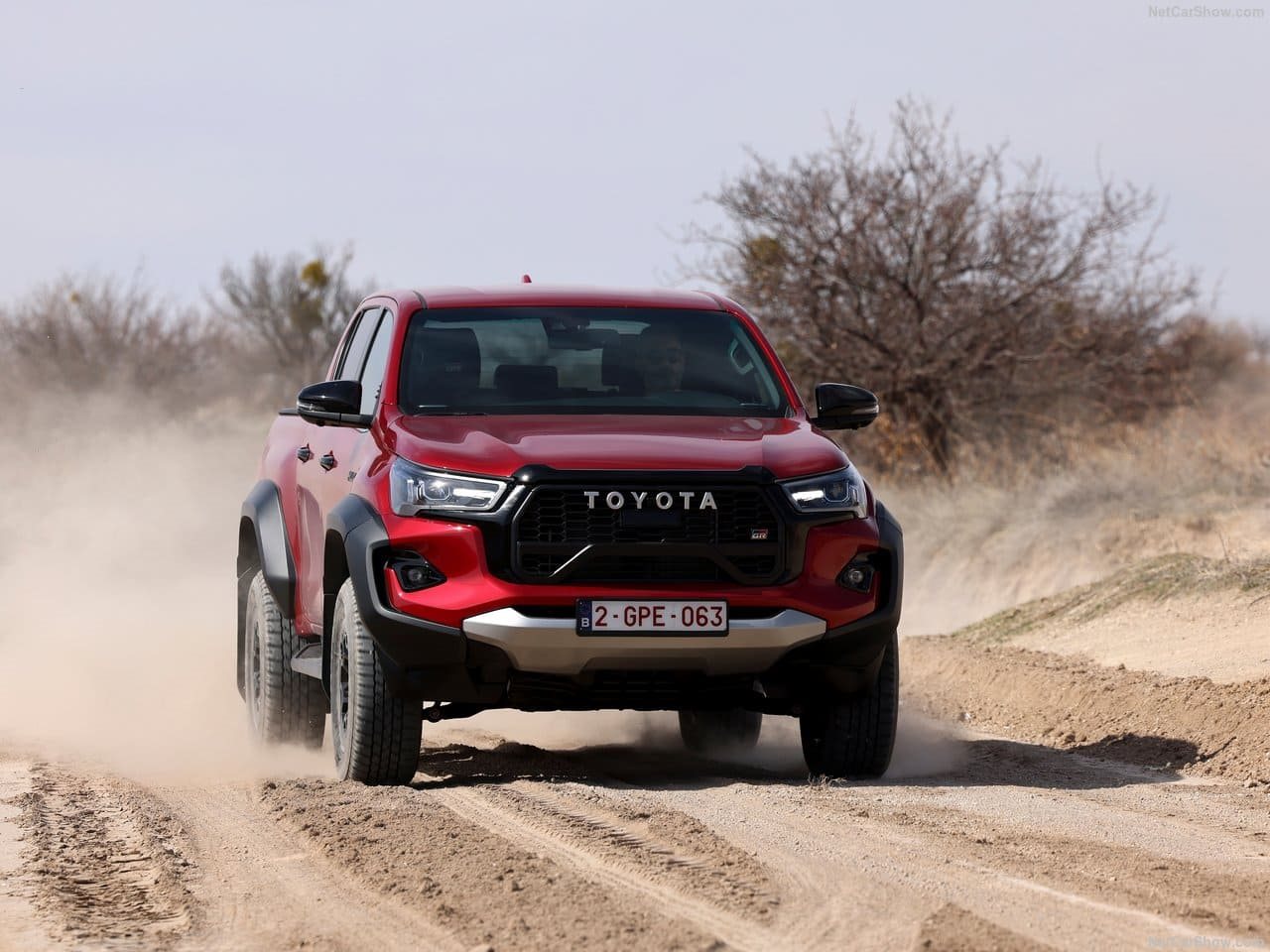 2024 - TOYOTA HILUX GR SPORT II, foto 32