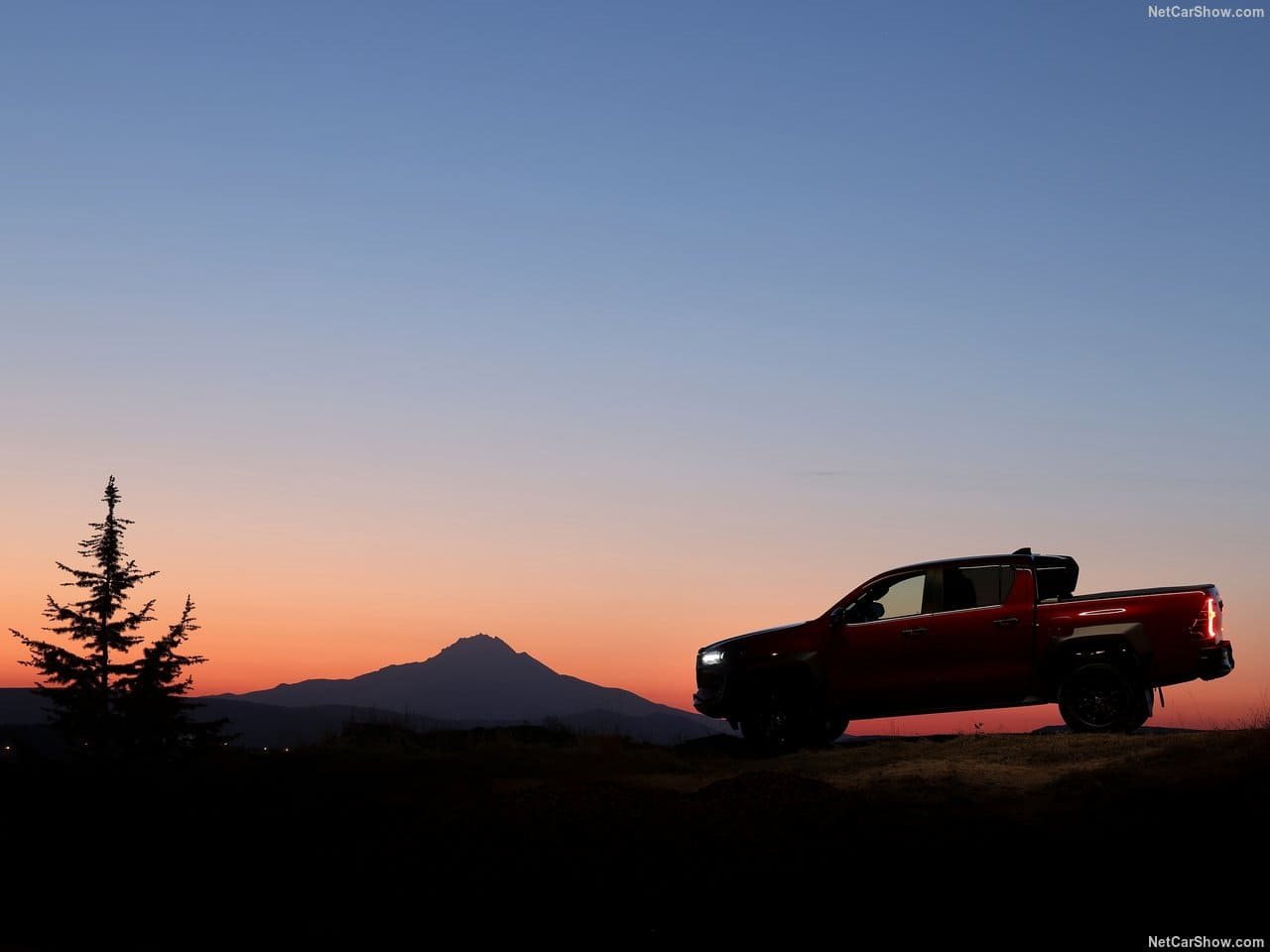 2024 - TOYOTA HILUX GR SPORT II, foto 46