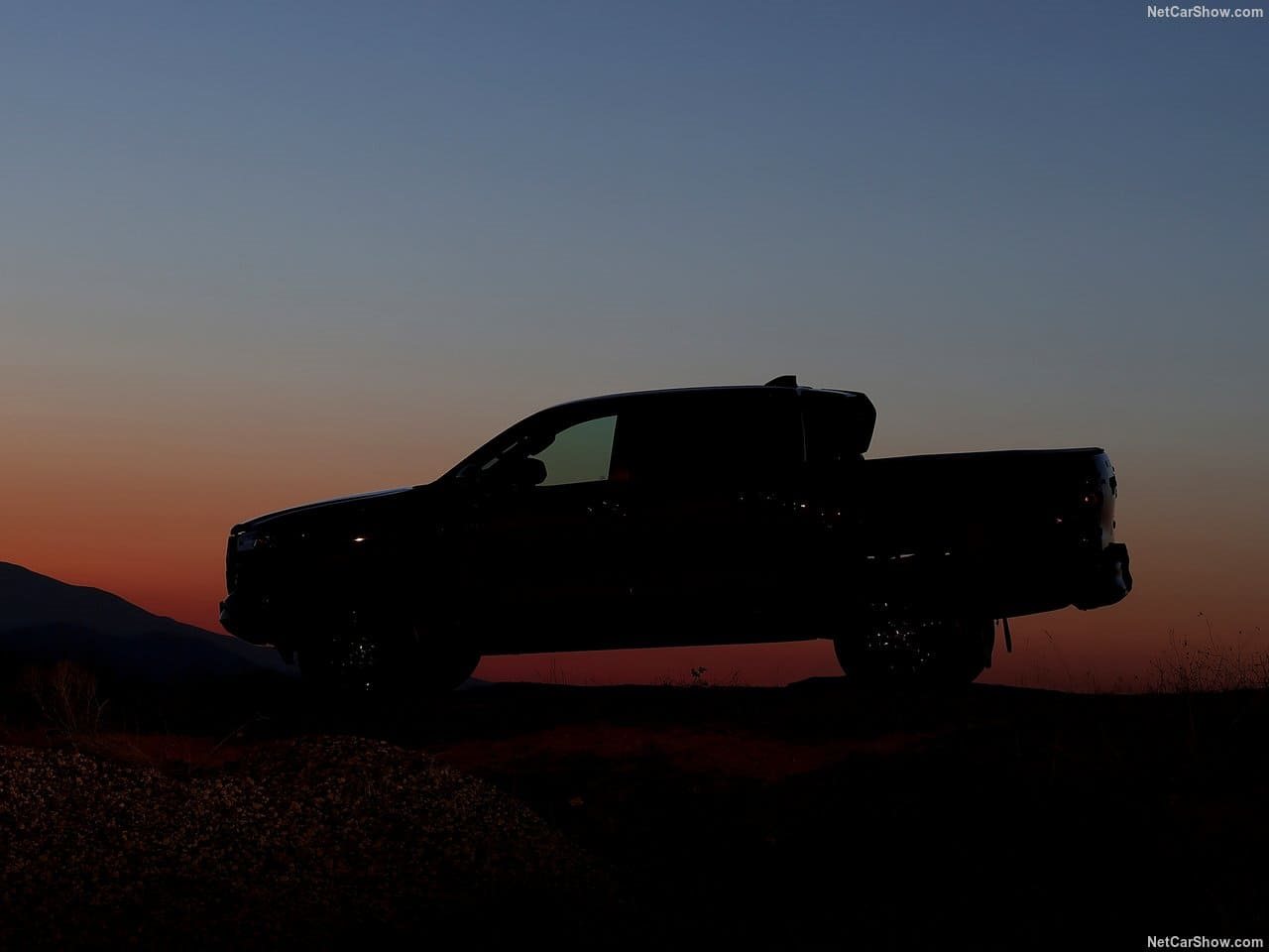 2024 - TOYOTA HILUX GR SPORT II, foto 48