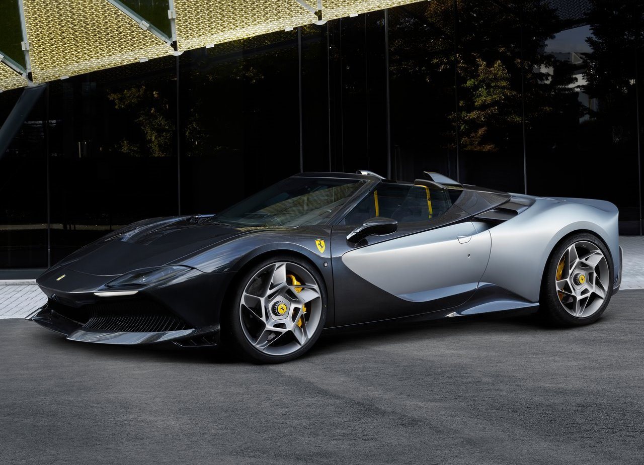 2024 - FERRARI SP-8, foto 1
