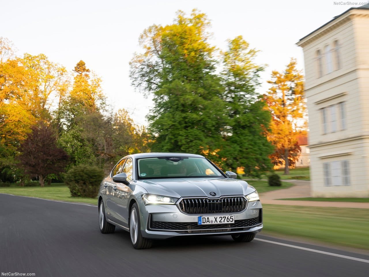 2024 - SKODA SUPERB, foto 32