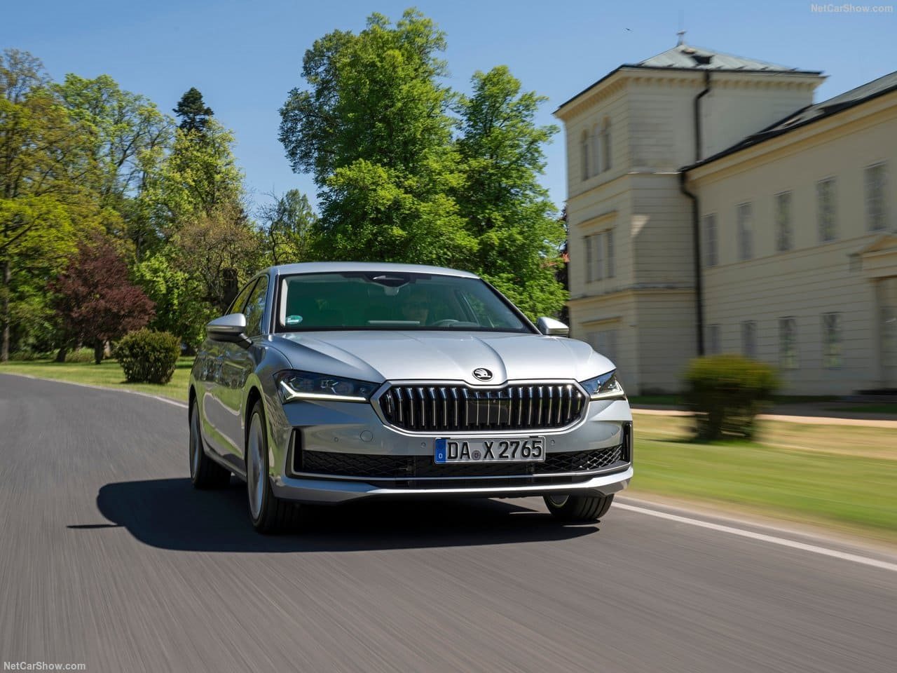 2024 - SKODA SUPERB, foto 33
