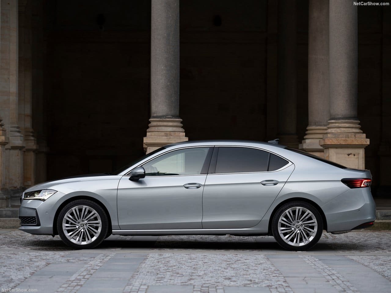 2024 - SKODA SUPERB, foto 36