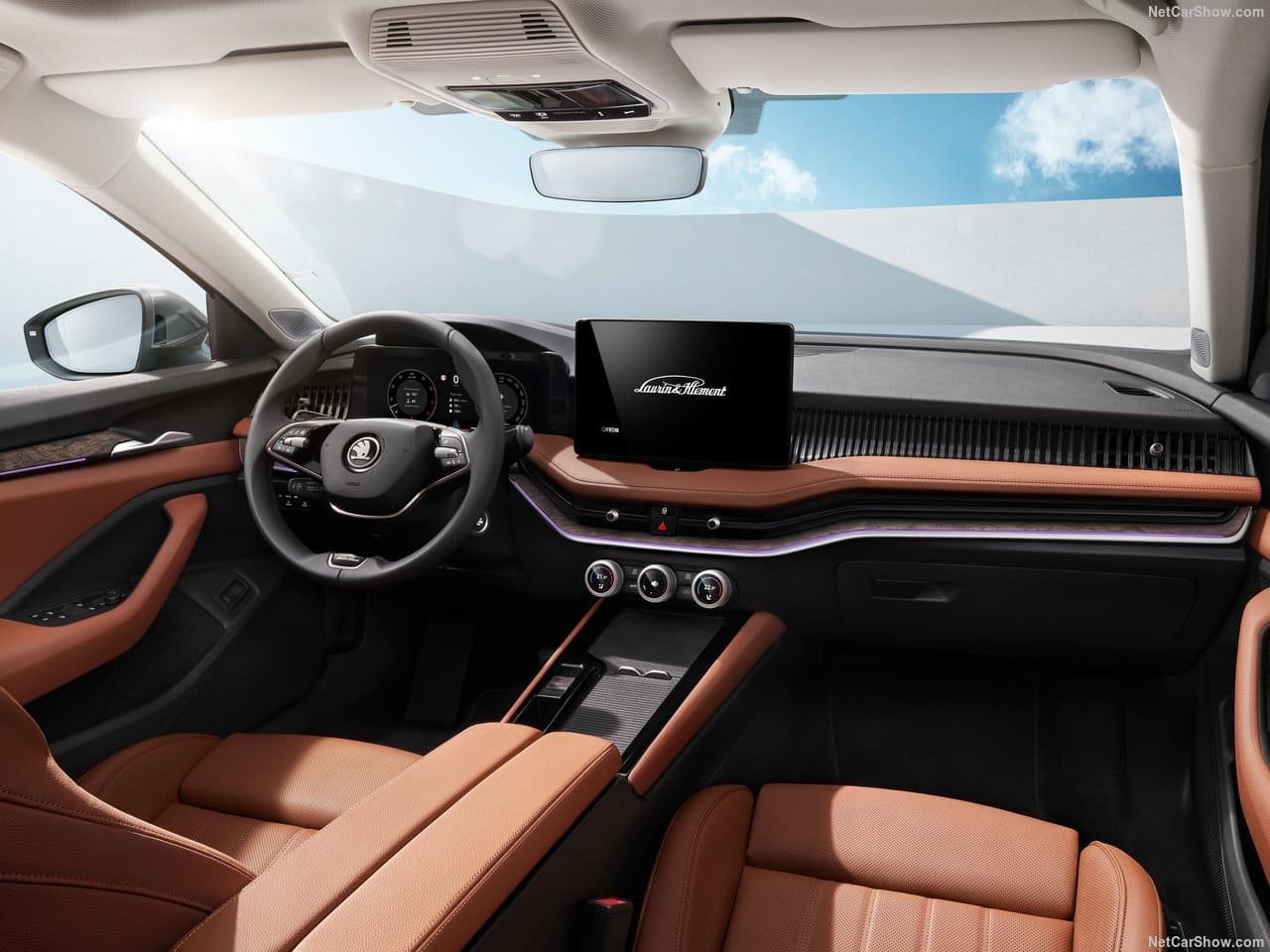 2024 - SKODA SUPERB, foto 83
