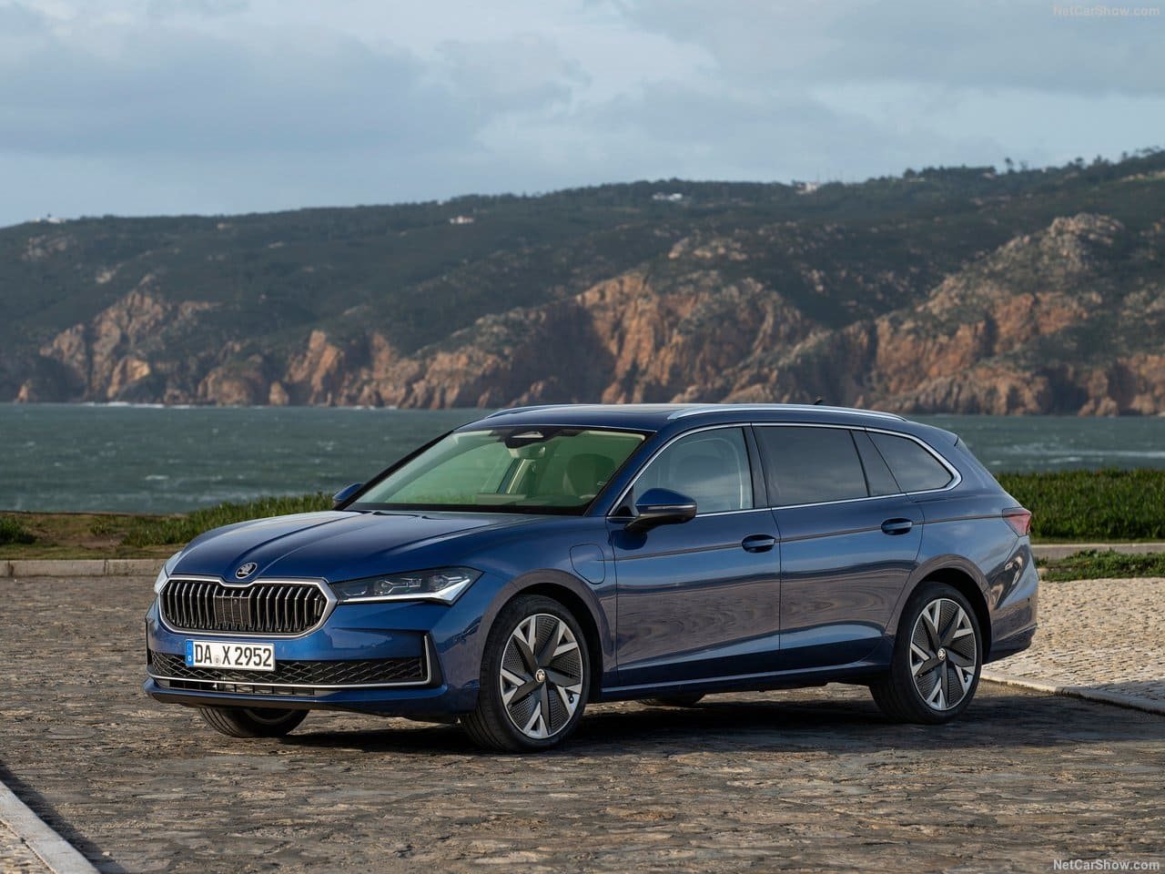 SKODA SUPERB COMBI, foto 1