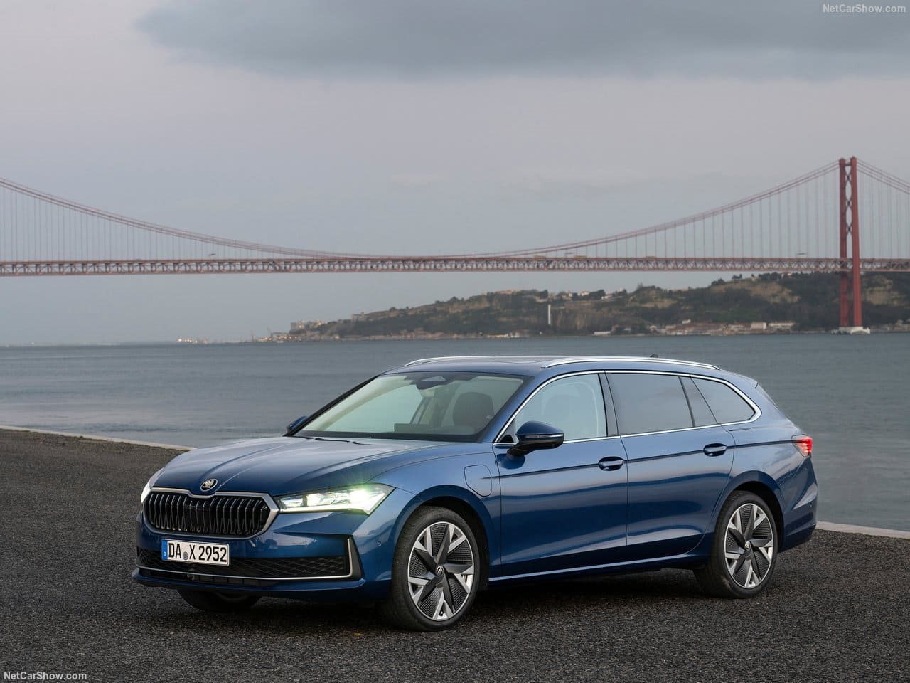 SKODA SUPERB COMBI, foto 3