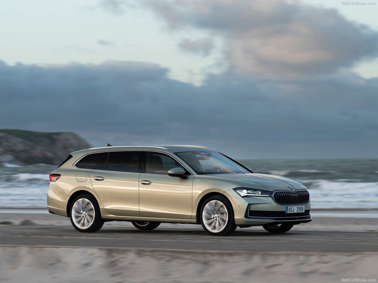 SKODA SUPERB COMBI, foto 21