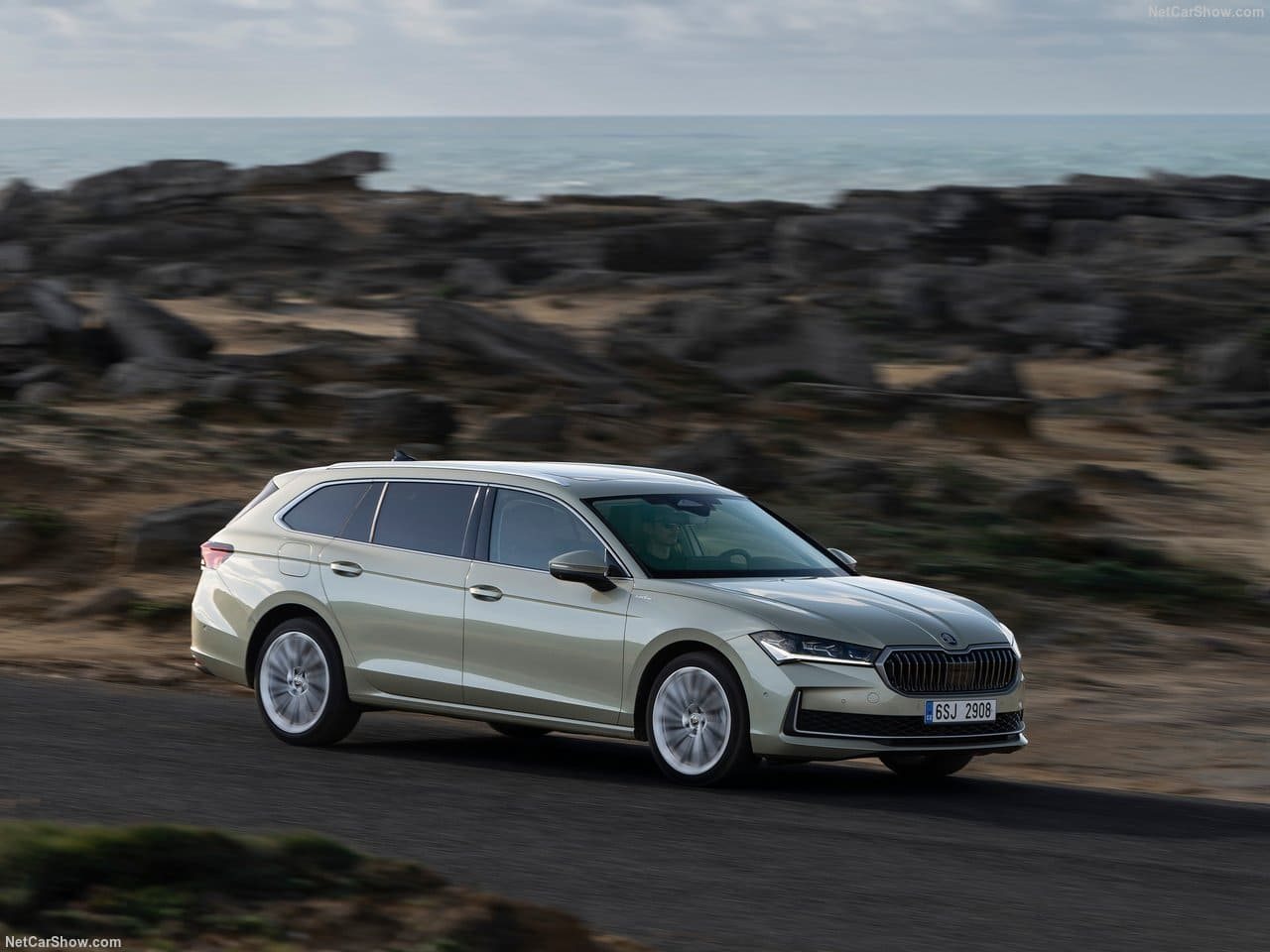 SKODA SUPERB COMBI, foto 22