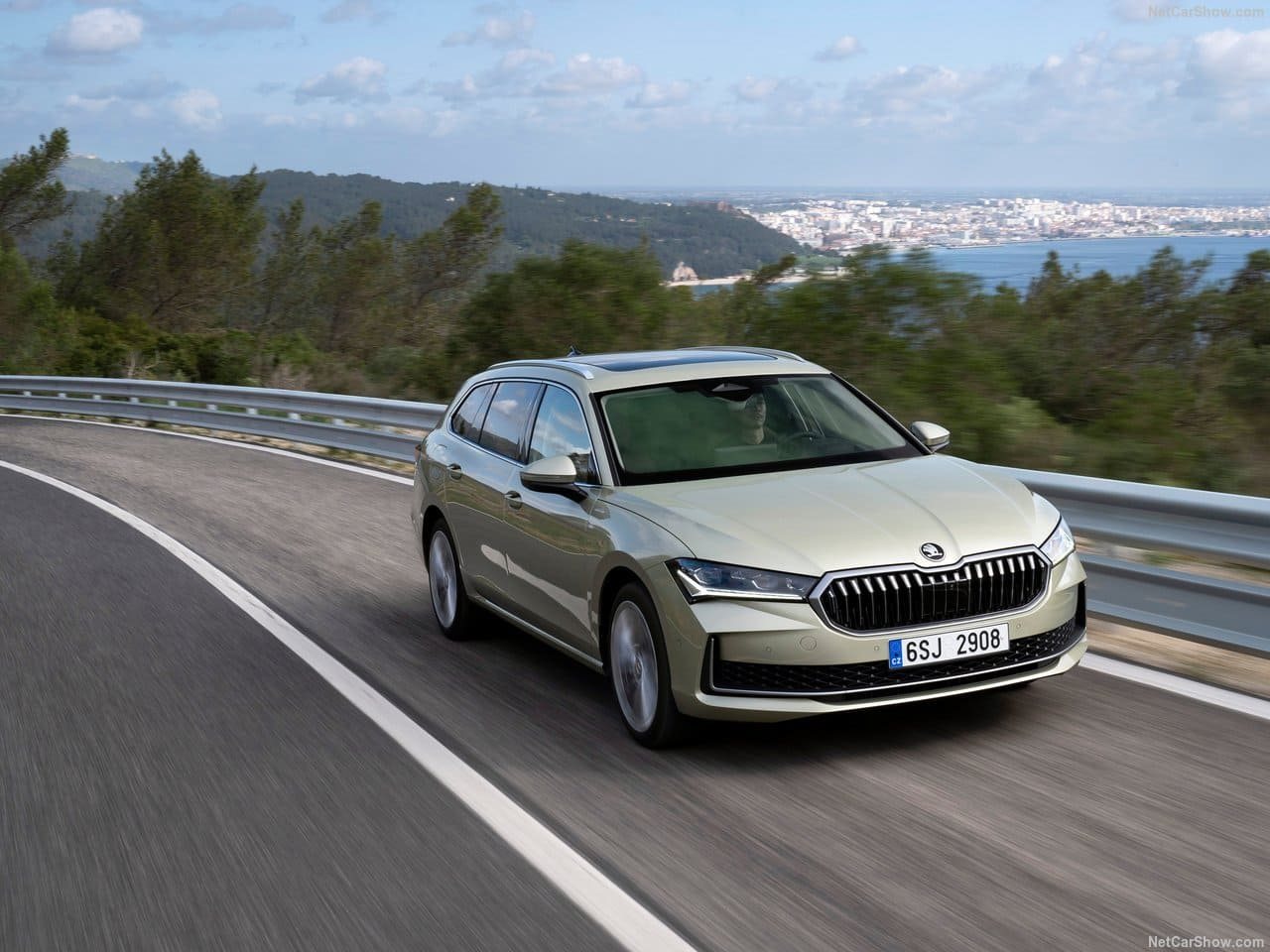 SKODA SUPERB COMBI, foto 25