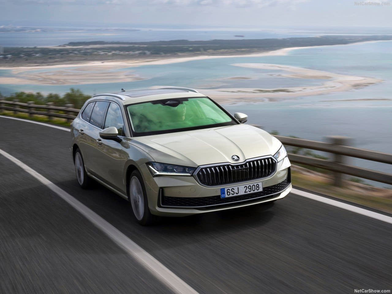 SKODA SUPERB COMBI, foto 26