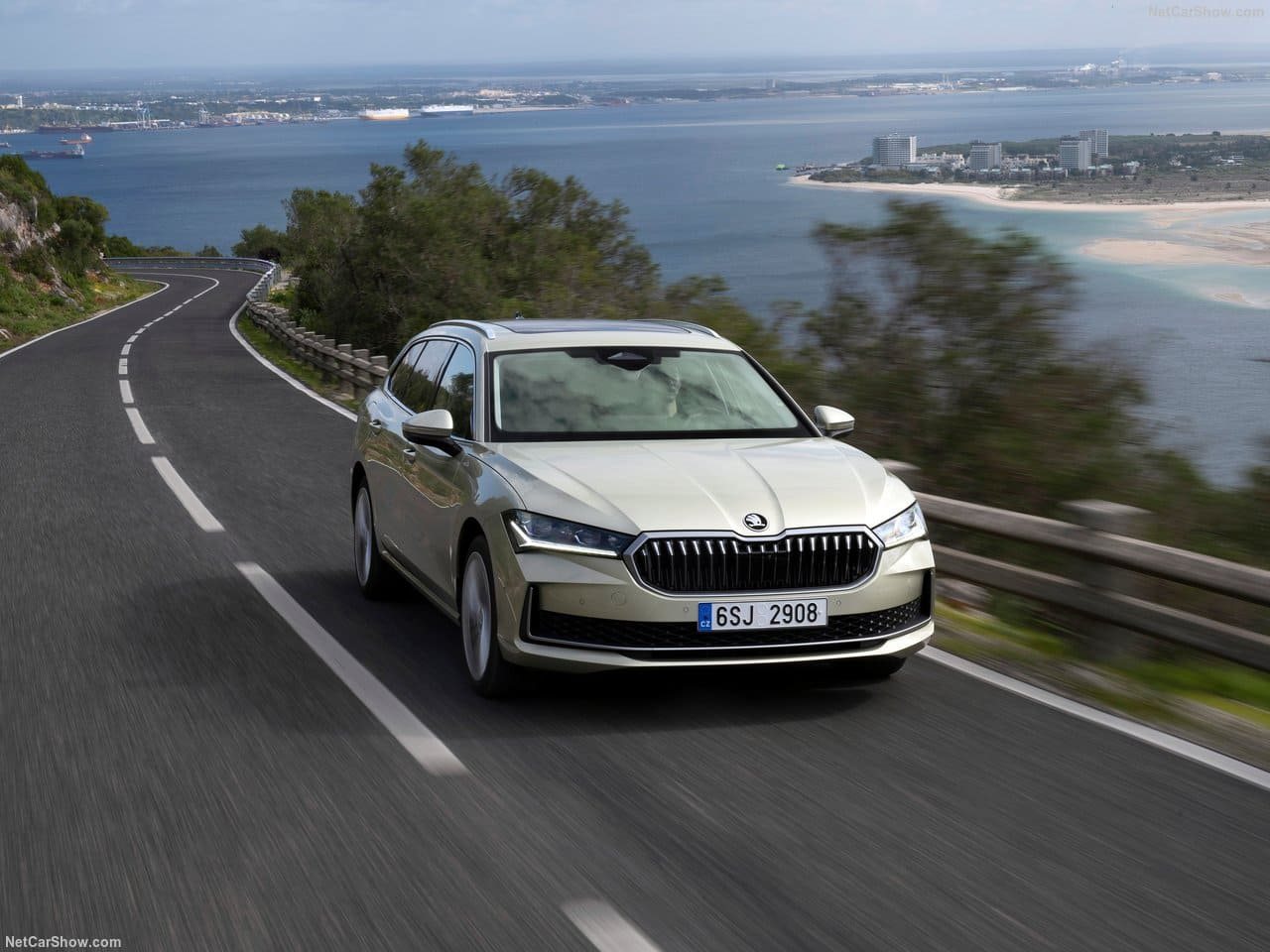 SKODA SUPERB COMBI, foto 27