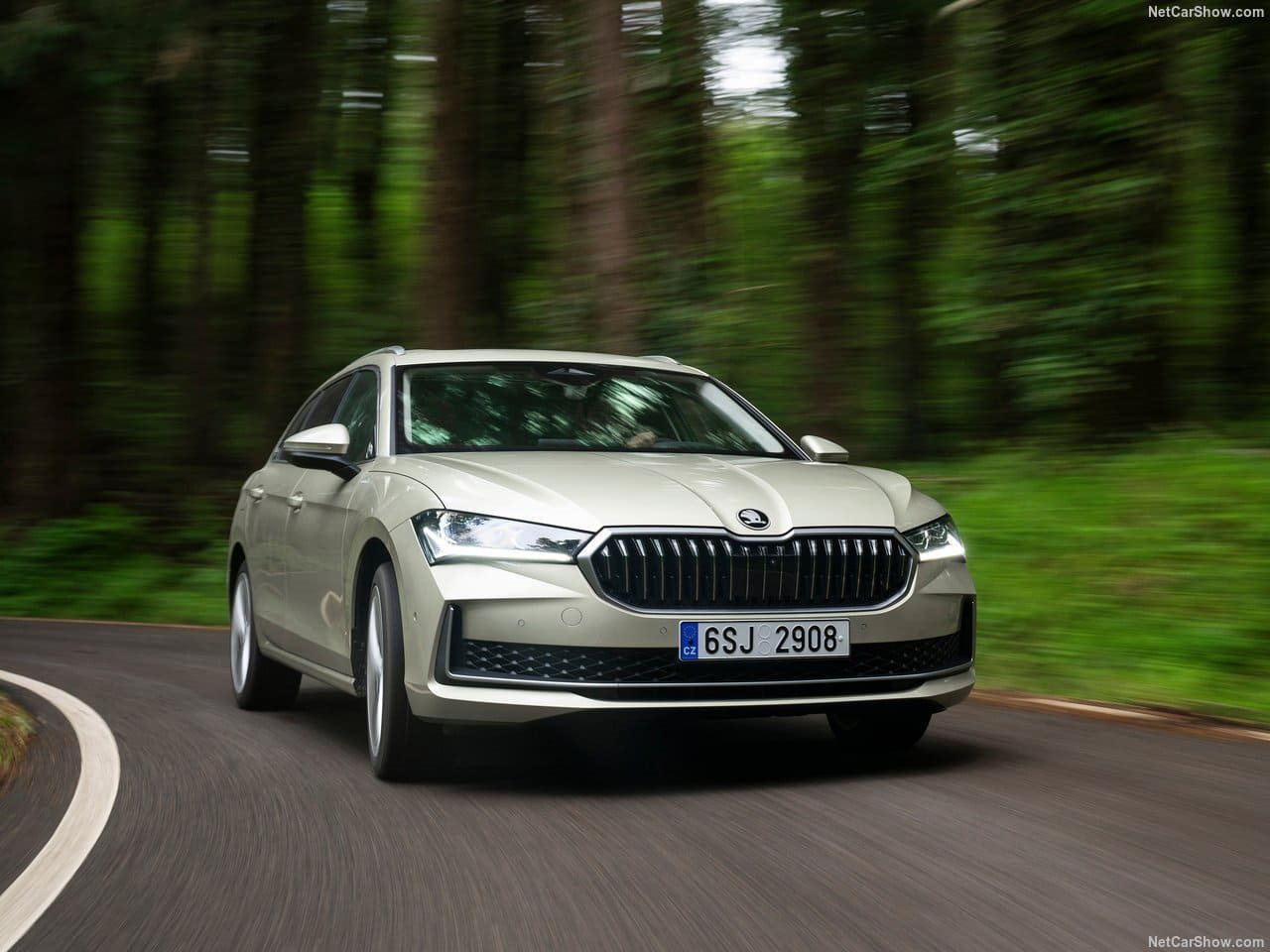 SKODA SUPERB COMBI, foto 28